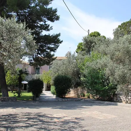 Villa Conte Spetses Town