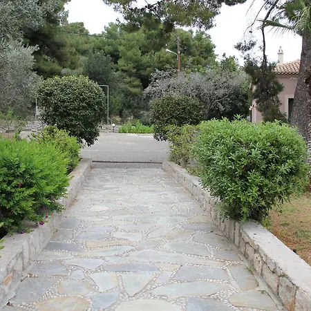 Conte Villa *