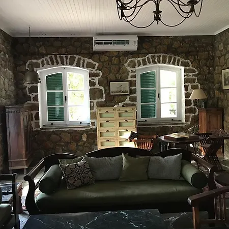 Conte Villa *